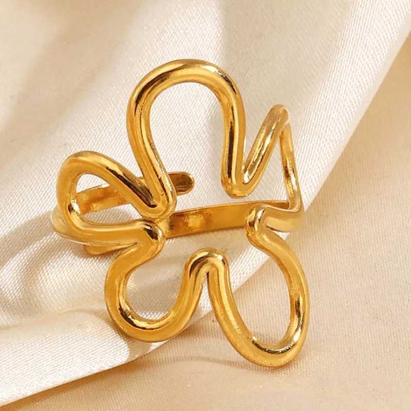Stainless Steel Gold Color Hollow Flower Open Ring for Women Fashion Adjustable Geometric Lines Finger Ring Party Jewelry Gifts H260327
