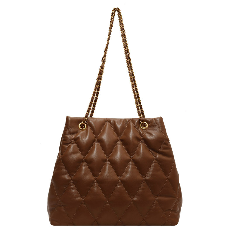 Quilted Chain for Women New Large Capacity Tote Bucket Autumn Single Shoulder Crossbody Bag Internet Celebrity Hot Item