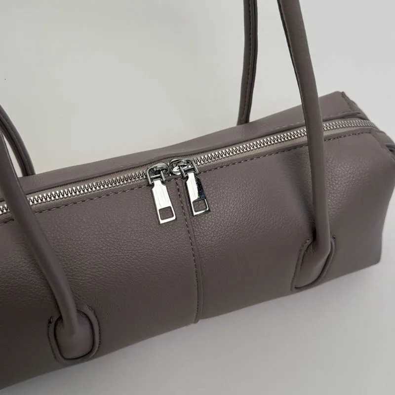 MOODS Retro Underarm Shoulder Bags For Women PU Leather Pure Color Commute Satchel Bag 2025 Winter New Luxury Designer Handbags C260327