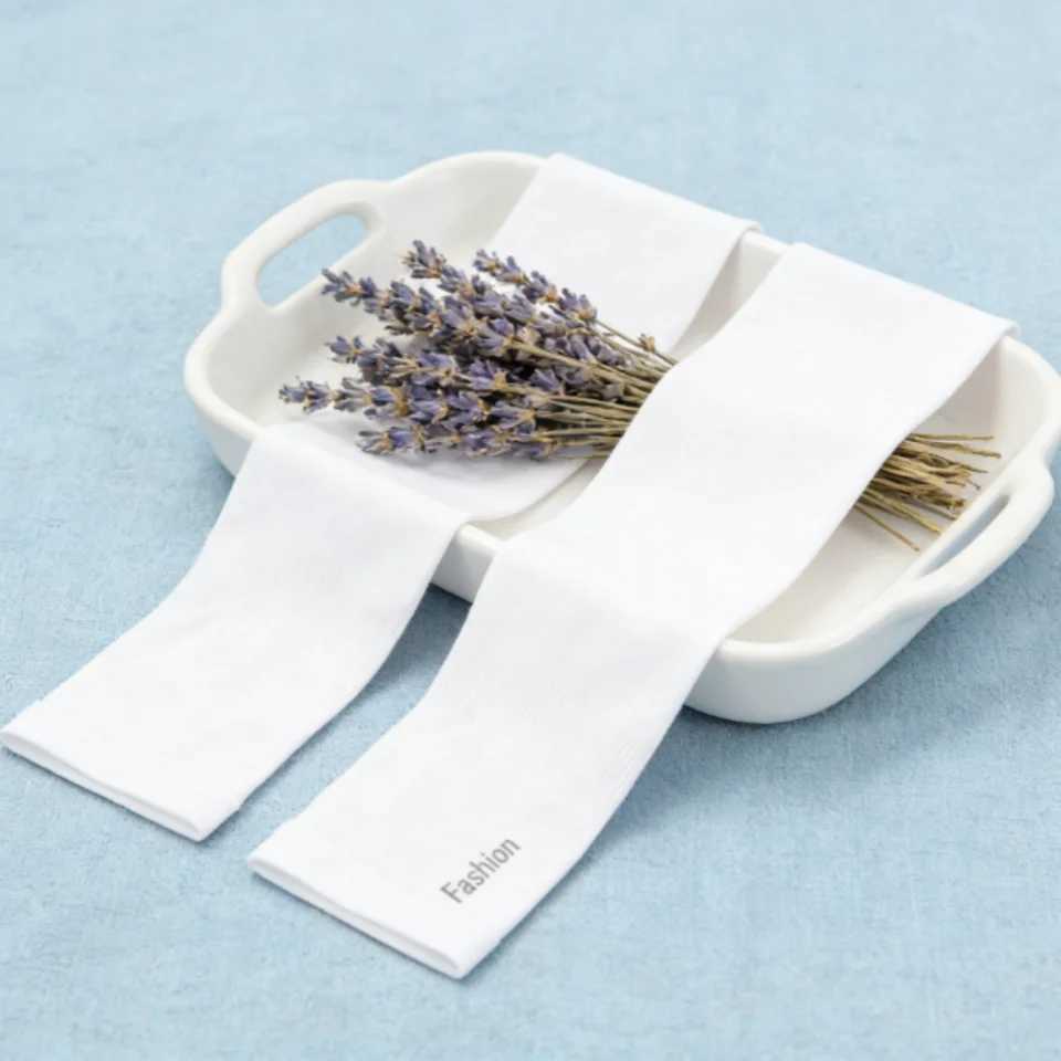 White Ice Silk Sun Protection Arm Sleeves Thumb Hole Unisex Summer Cycling Outdoor Sports Breathable Thin Sunshade Warmers D260326