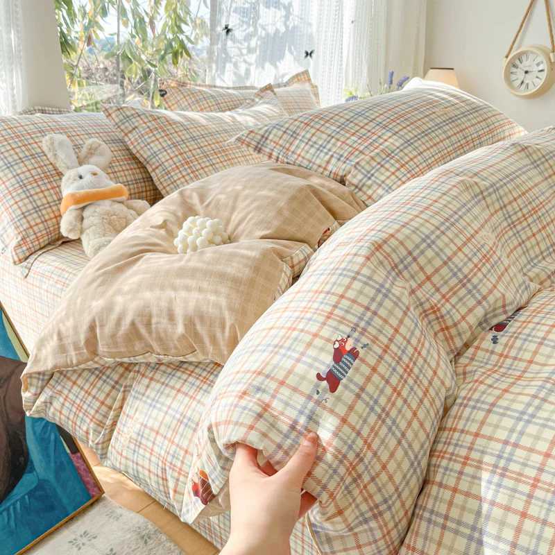 100 Cotton Duvet Cover Set Bedding Set Striped Cute Dog Design Duvet Cover Pillowsham Comfort Breathable Fade Resistant H260327