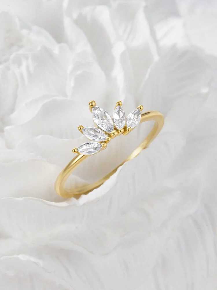 925 Sterling Silver Personalized Simplicity Crown Zircon Ring For Women Engagement Wedding Luxury High Quality Fine Jewelry H260327