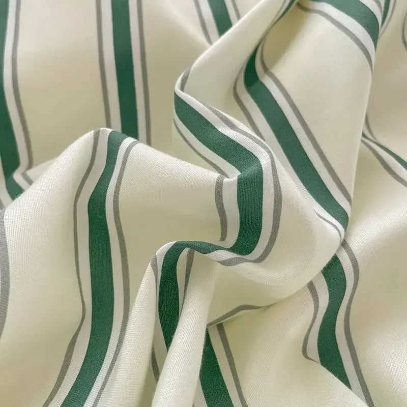 Simple Style Red And Blue Strip Duvet Cover Set Bed Sheet Set Washed Cotton Bedding Set H260327