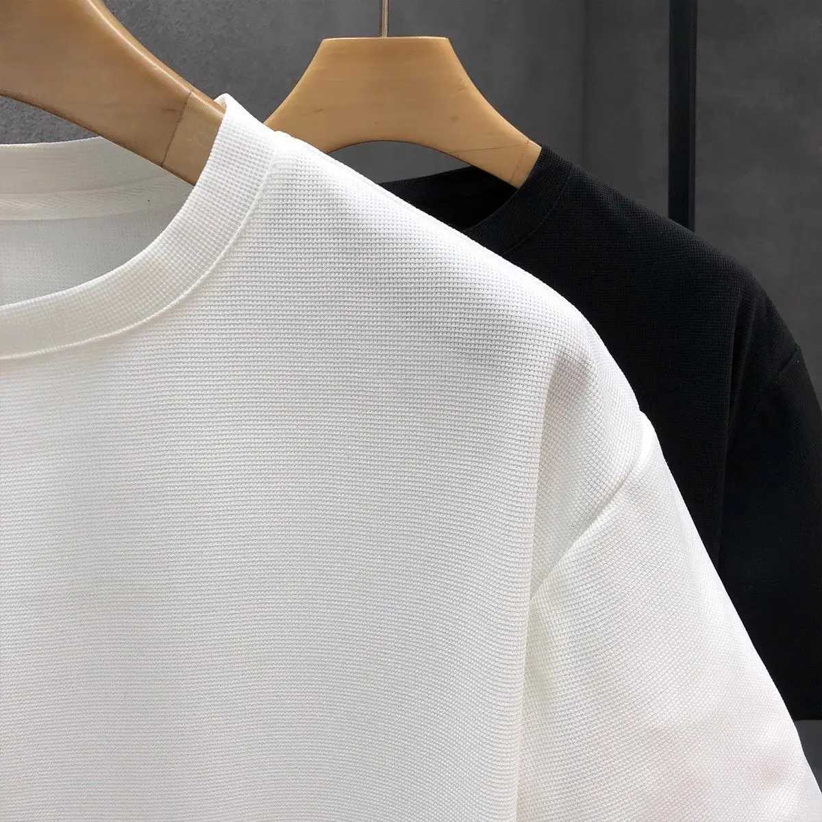 Mens Trendy Summer Short-sleeved Handsome Half-breasted T-shirt New Top Summer Striped Half-sleeved C260326