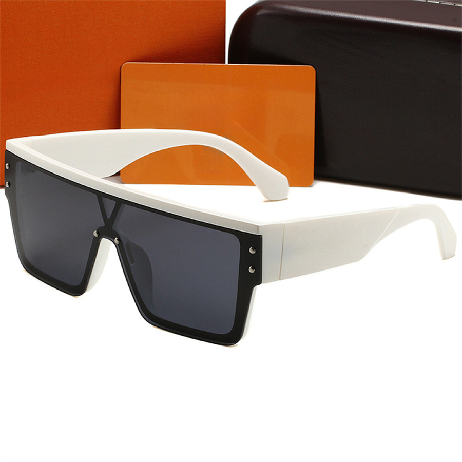 Designer Sunglasses Classic Sunglasses Fashionable Sunglass Rectangle Women Men Sun Glass Printed Pattern Eyeglasses Adumbral Option Summer UV400 Outdoor Items