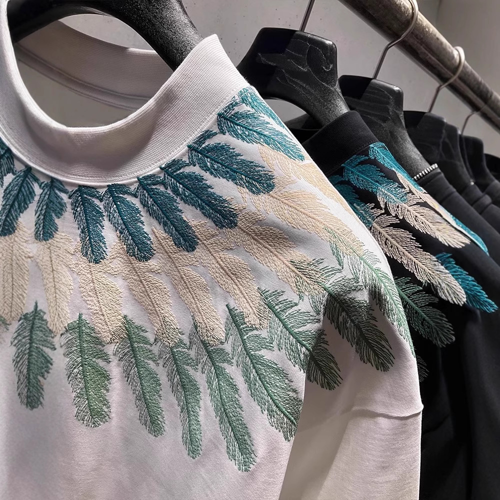 Luxury Brand Designer Summer New Trendy Brand Peacock Feather Heavy Craft Short Sleeve T-Shirt Men Light Luxury Trendy Round Neck Versatile Half Sleev