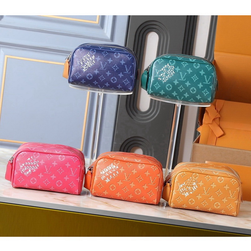 Designer Bag Luxury Dopp Kit Heritage Coated Canvas Real Cowhide Cosmetic Bag Cases Pouch with Double Zipper for Women Clutch Bag Toiletry Cases with Dust Bag