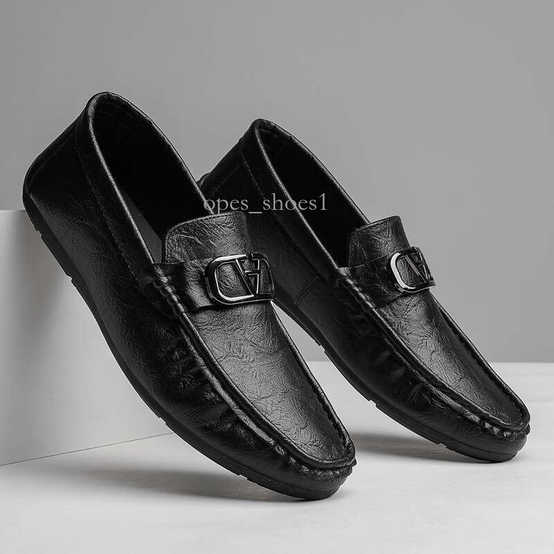 Shoes Designer New Men's Casual Leather Fashion Versatile Business Loafers Slip-On Breathable Soft Sole Shoes