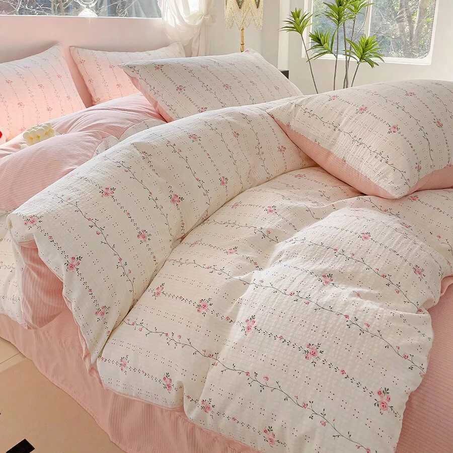 3-Piece Polyester Floral Print Bedding Set with 2 Pillowcases Duvet Cover H260327