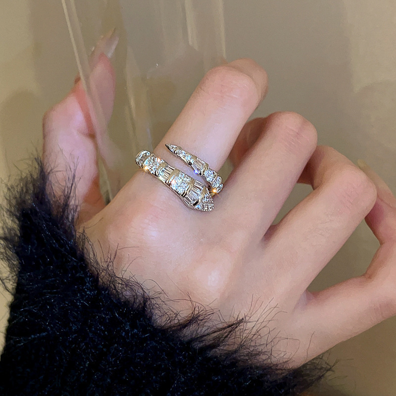 Luxury Serpentine Zircon Ring Stylish Open-Design Jewelry A Minimalist Accessory That Goes with Everything