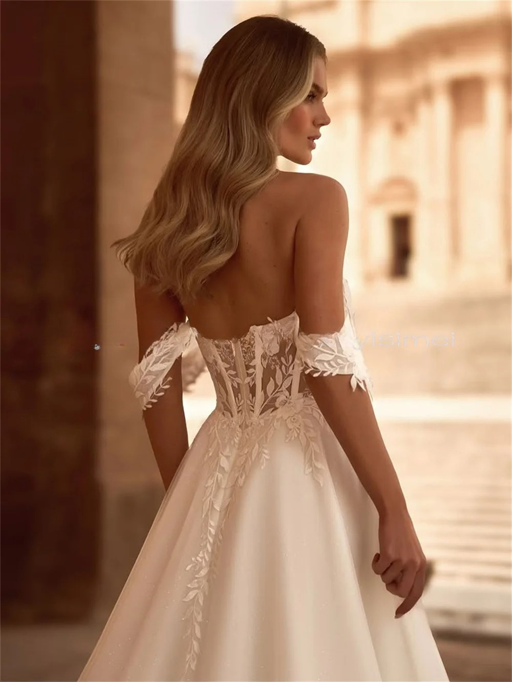 Charming Summer A Line Wedding Dresses Lace Applique Off The Shoulder Backless Bridal Gowns Customizable Robe De Mariee with Flowers M27