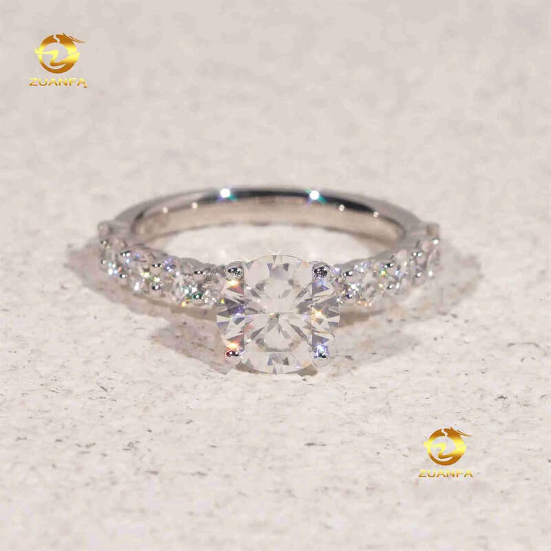 Custom Made Elegant Style 18k Solid Gold IGI Certificates Bridal Jewelry 2Ct CVD Lab Grown Diamond Round Engagement Band Ring