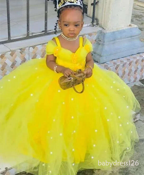 Cute Yellow Flower Girl Dresses With Flowers Off Shoulder Pearls Birthday Little Girls Wedding Dress Communion Pageant Gowns Tulle Floor Length 403 ZD