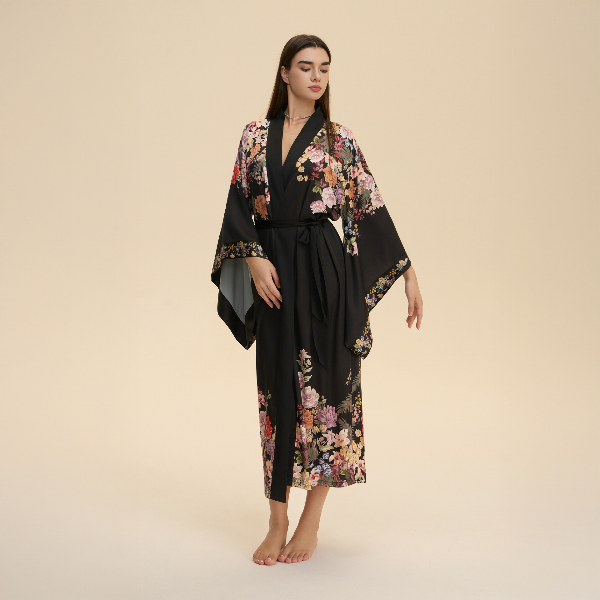 Bathrobe Women Nightgown Designer V Neck With Shoulder Print Long Sleeve Nightdress Homewear For Spring Autumn New Satin Plus Size Black