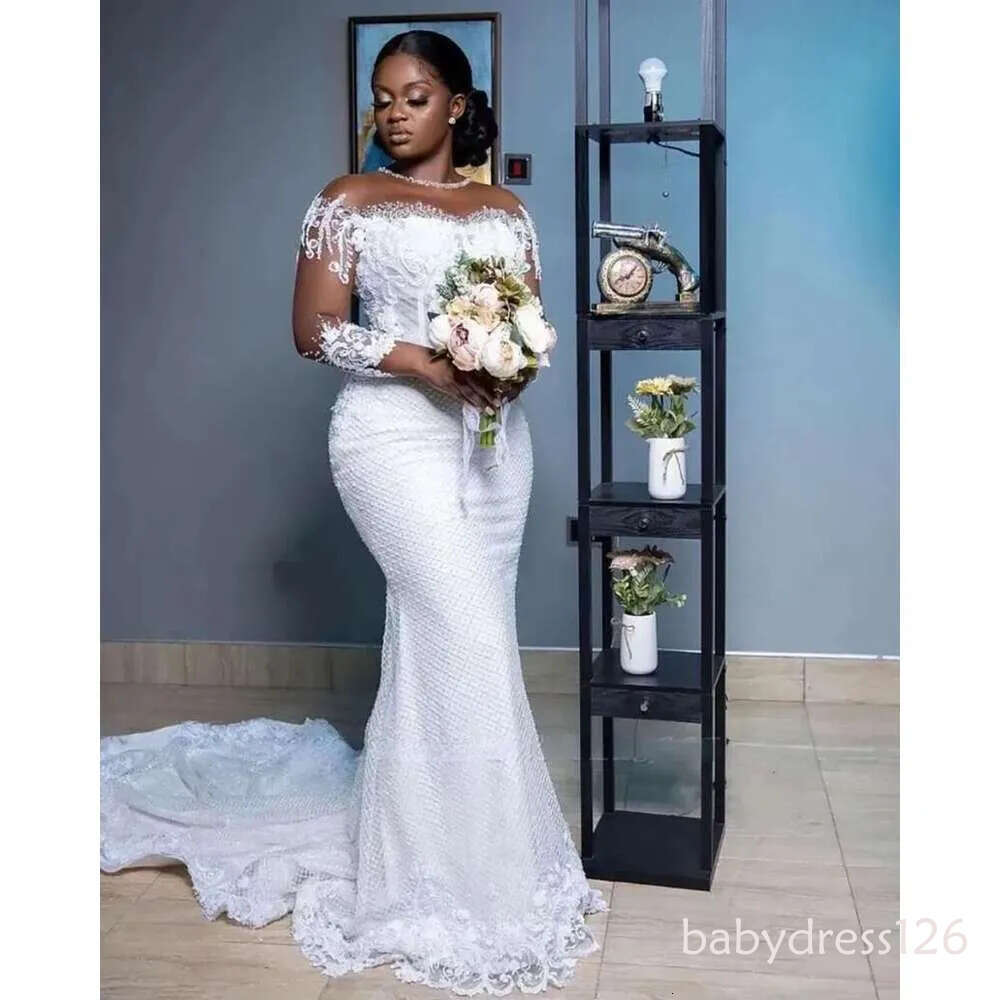 Plus Size Lace Mermaid Wedding Dress Sheer Crew Neck Long Sleeves Bridal Gowns Beaded Bride Robes De Mariee ZD19