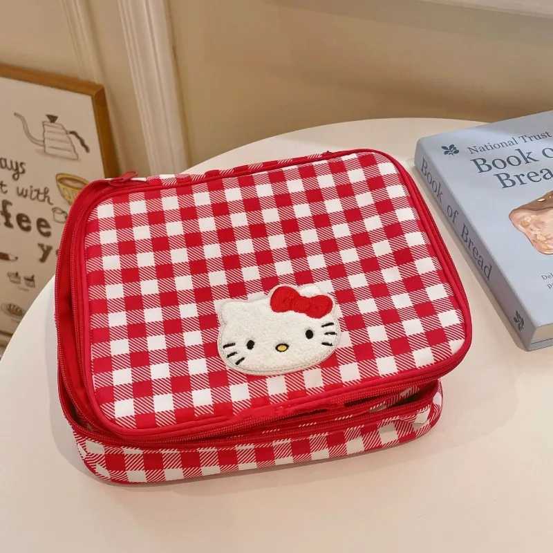 Hello Kitty Cosmetic bag Portable Makeup bag Cute Makeup organizer Large Capacity Womens Handbag Travel Necessaire Toiletry bag D260328
