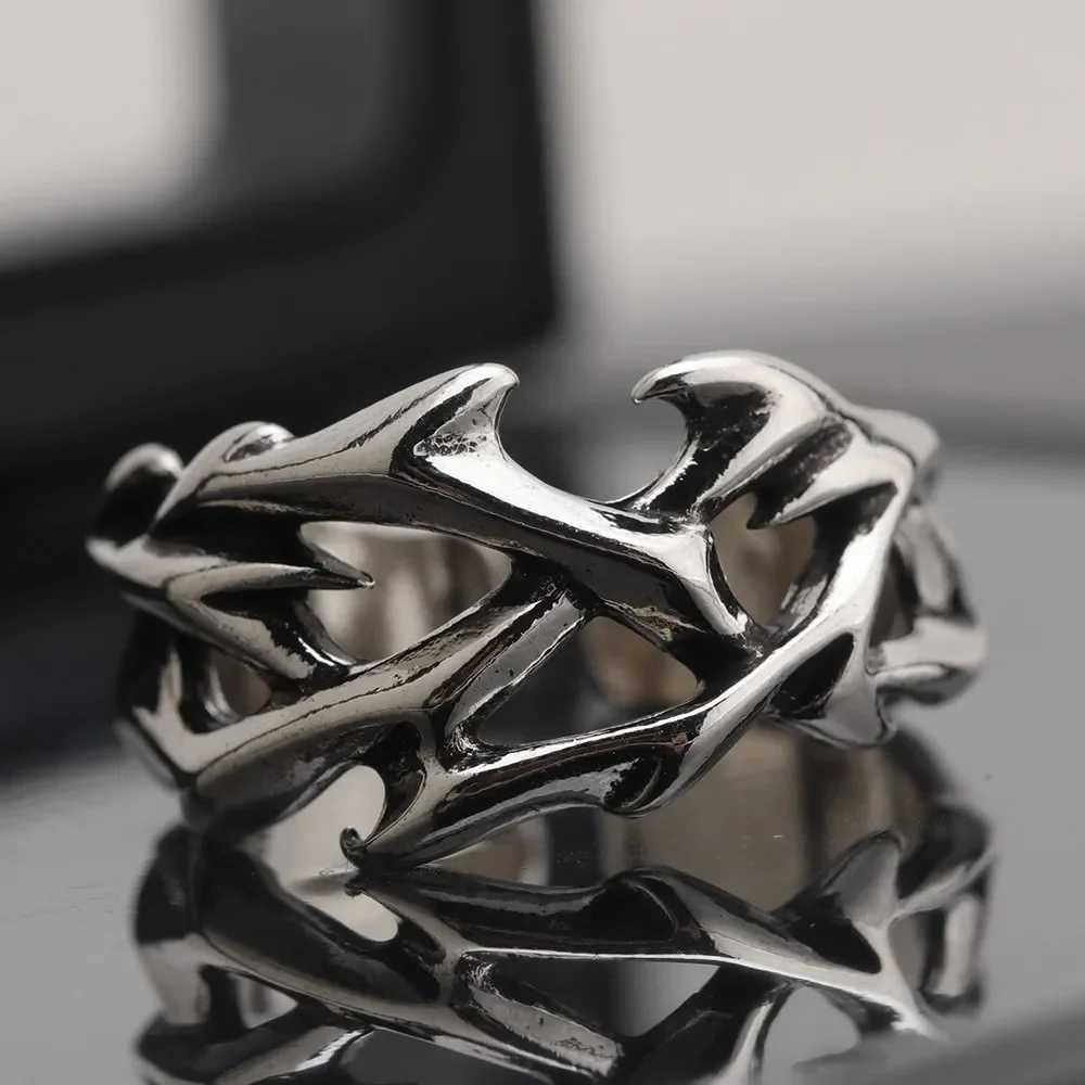 Creative Retro Irregularity Thorns Stainless Steel Opening Rings Gothic Punk Finger Ring for Men Women Personality Jewelry Gifts H260328