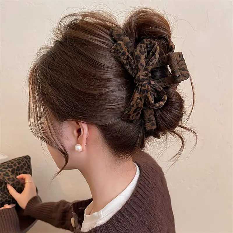 1pc Fashion Returns Leopard Print Bow Shark Clip Hair Clipper for Women New Edition High-End Hair Accessories Autumn H260328