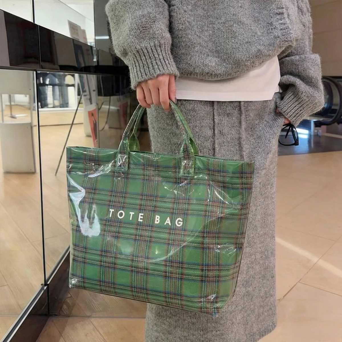 Multifunction Fashion Shoulder Bag Transparent PVC Vintage Check Pattern Letter Print Large Capacity Velcro Tote Daily Use C260327
