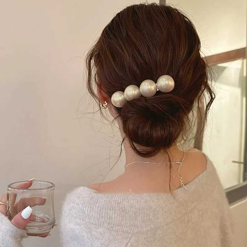 2025 New Round Ball Imitation Pearl Solid Color Spring Hair Pin/Clips for Women Personality Temperament Fashion Bow Accessories H260328