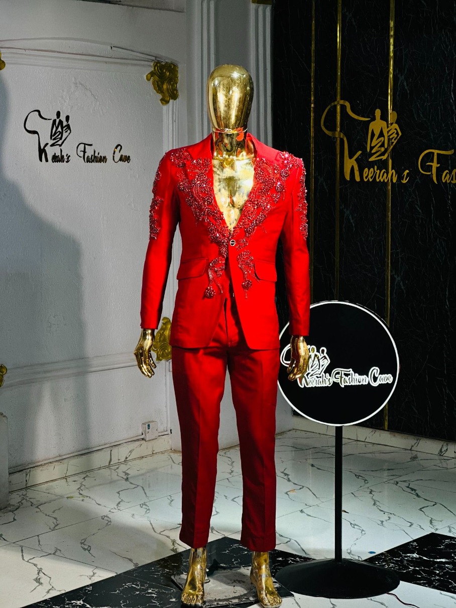 Elegant Men Suits 2 Pieces Appliques Crystal Notched Lapel Jacket Tailor-Made Blazer One Button Groom Evening Prom Party Customized Coat Pants Plus Si