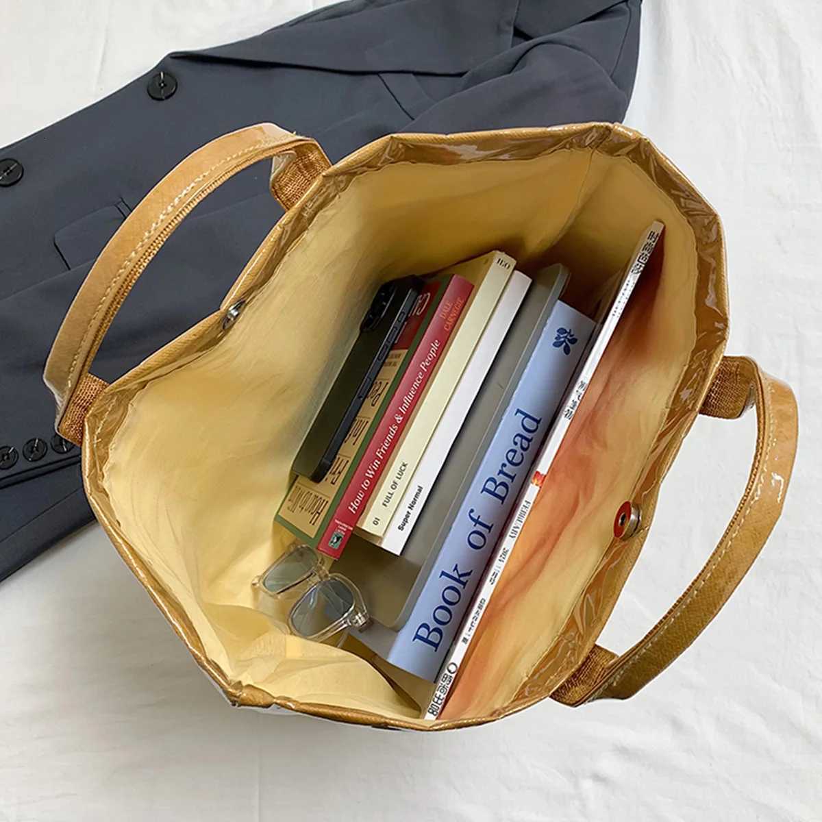 Fashion Letter Print Clear PVC Tote Bag Solid Color Lightweight Magnetic Snap PU Large Capacity for Daily Commute Shopping C260327