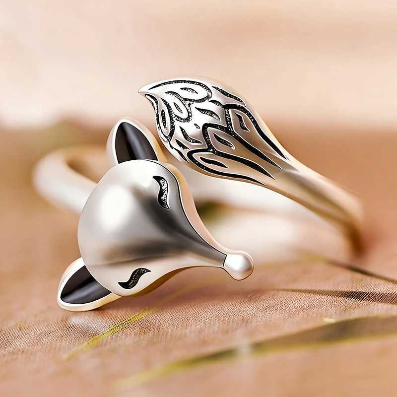 Huitan Anti Silver Color Fox Opening Rings for Women Vintage Daily Female Ring Punk Hip Hop Animal Accessory Gift Retro Jewelry H260328