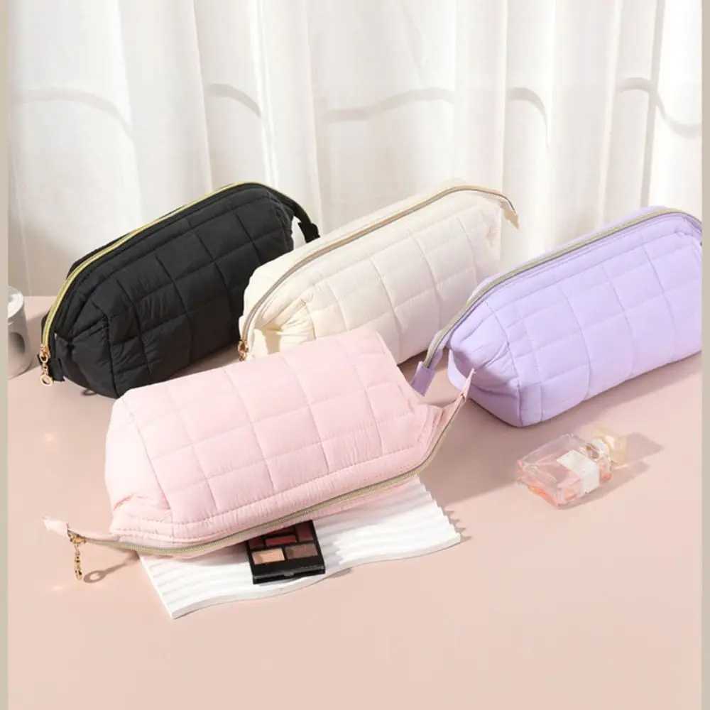 Puffy Padded Travel Cosmetic Bag Large Capacity Wide-open Makeup Bag Women Makeup Organizer Case Solid Color Toiletry Bag D260328