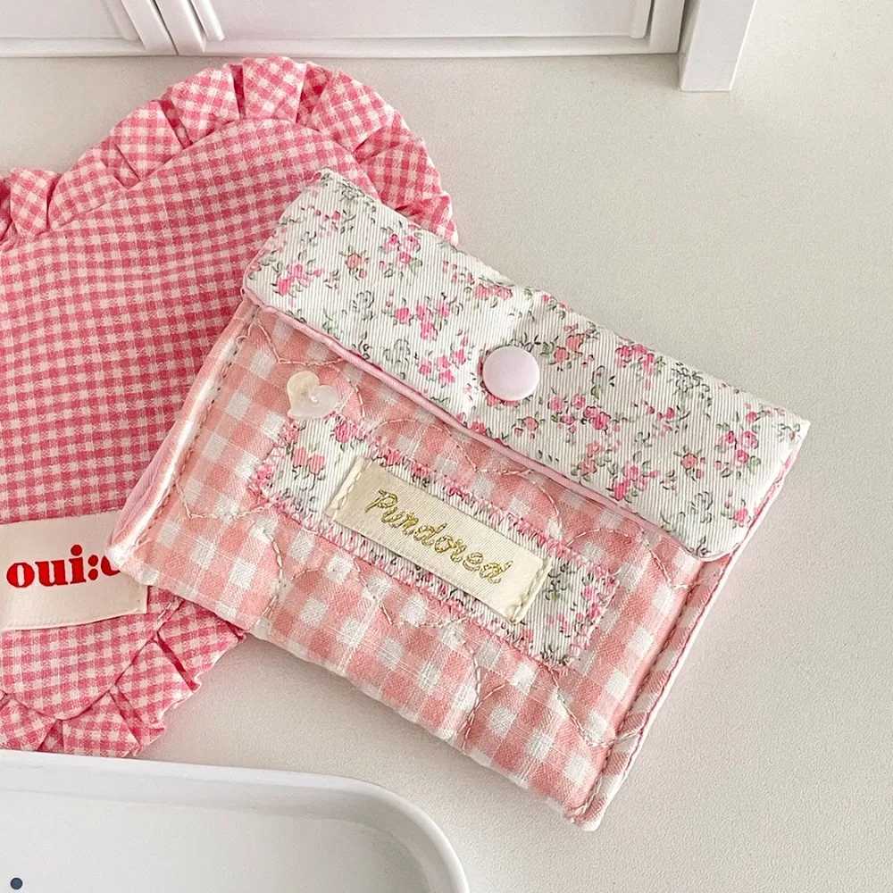 Fashion Women Cartoon Makeup Bag Pink Buckle Coins Lipsticks Cosmetic Storage Pouch Portable Mini Make Up Bag For Gift D260328