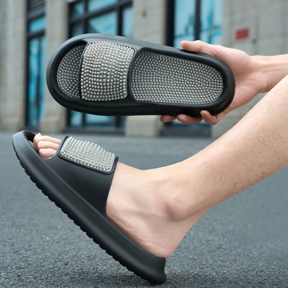 Designer Fashion Gifts Slides Men's Ultra Light Trendy Thick Bottom Cloud Slippers Summer Outdoor Sandals Fashionable Non Slip Solid Slide Black - view 3