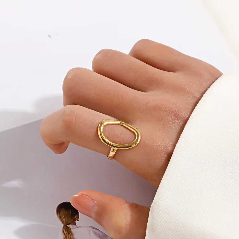 Fashion Minimalist Hollow Oval Rings for Women Stainless Steel Gold Color Geometric Open Finger Ring Party Jewelry Gift New In H260328