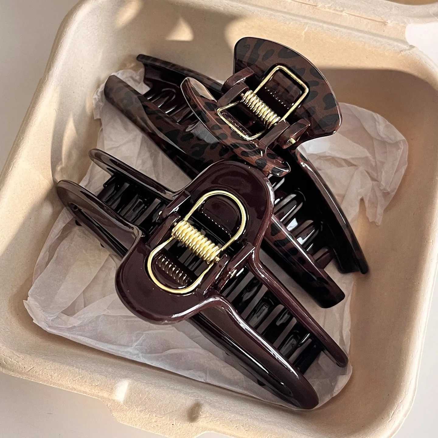 2pcs Vintage Leopard Print Arc Moon Hollow Large Hair Grab Clips Claw For Women French Style Shark Clamp Charm Hair Accessories H260328