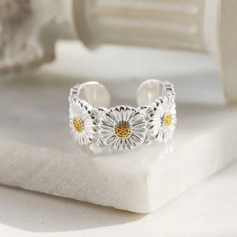 New Simple Small Daisy 925 Sterling Silver Female Temperament Sunflower Personality Flower Opening Rings TYB243 H260328
