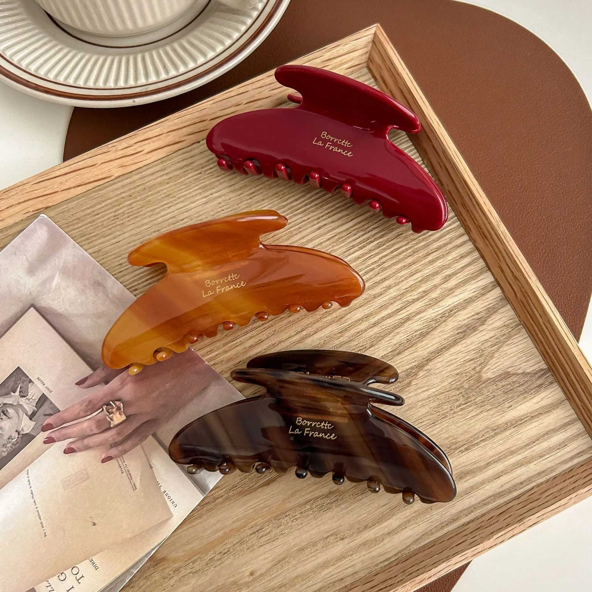 1Pcs of Hairpins High-end Korean Style Medium Shark Clip for Hair and Back of Head Girls and Ladies New Products H260328