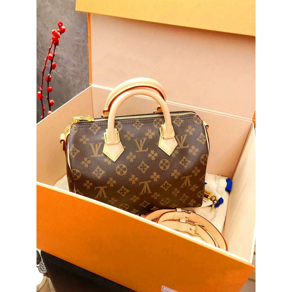 10A Luxury Bag Designer pillow Shoulder Bag handbag mini bag Classic Unisex Crossbody Bags Women Leather Crossbody Bag Purses luxury Wallets 16cm 20cm 25cm 30cm