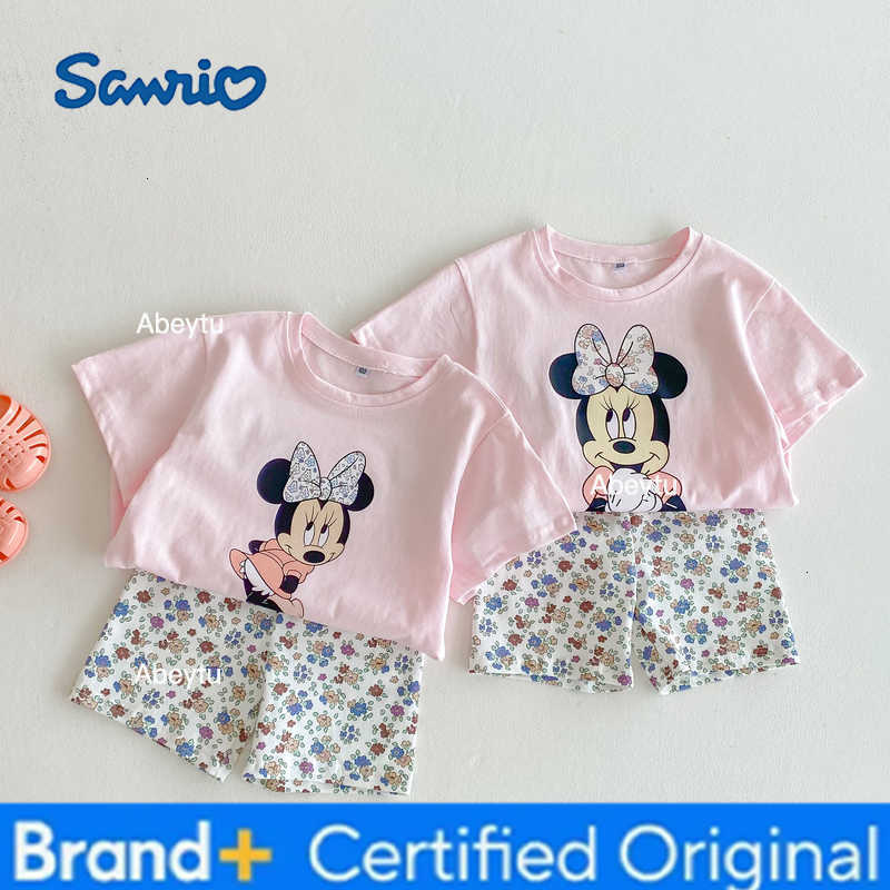 Sanrio Minnie T-shirt Shorts Two Piece Set Summer Girls Clothes Fashion Cartoon Cute Short Sleeve Suit Childrens Clothing Outfits H2603281