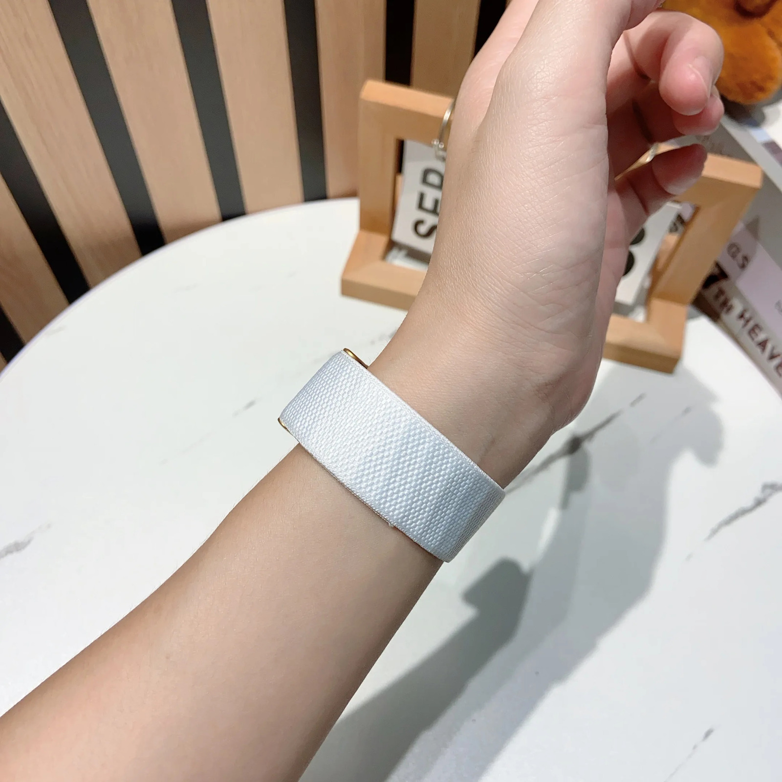 suitable for whoop40 nylon strap woven elastic sports replacement wristband with U-shaped metal frame and letter w 260324