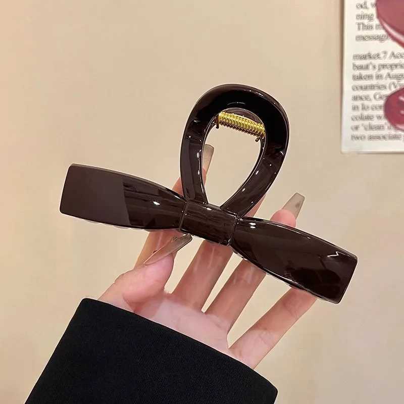 1 piece of retro coffee colored bow cliplarge hair clipshiny plastic disc hair clipsimple and elegant womens headwear H260328