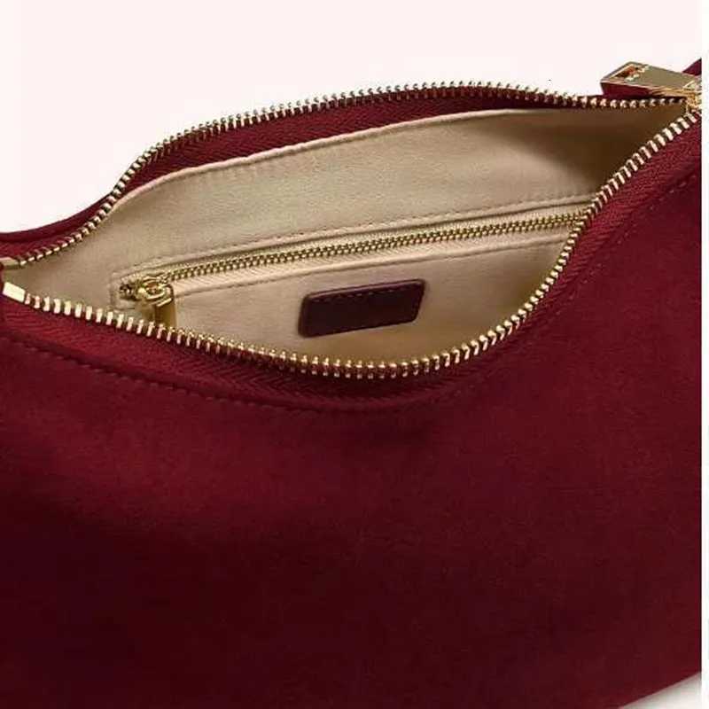 2025 Luxury Fashion Designer Metal Handle Womens Tassel Handbags Brand High-end Party Faux Suede Tote Bag Elegant Evening Bag C260327