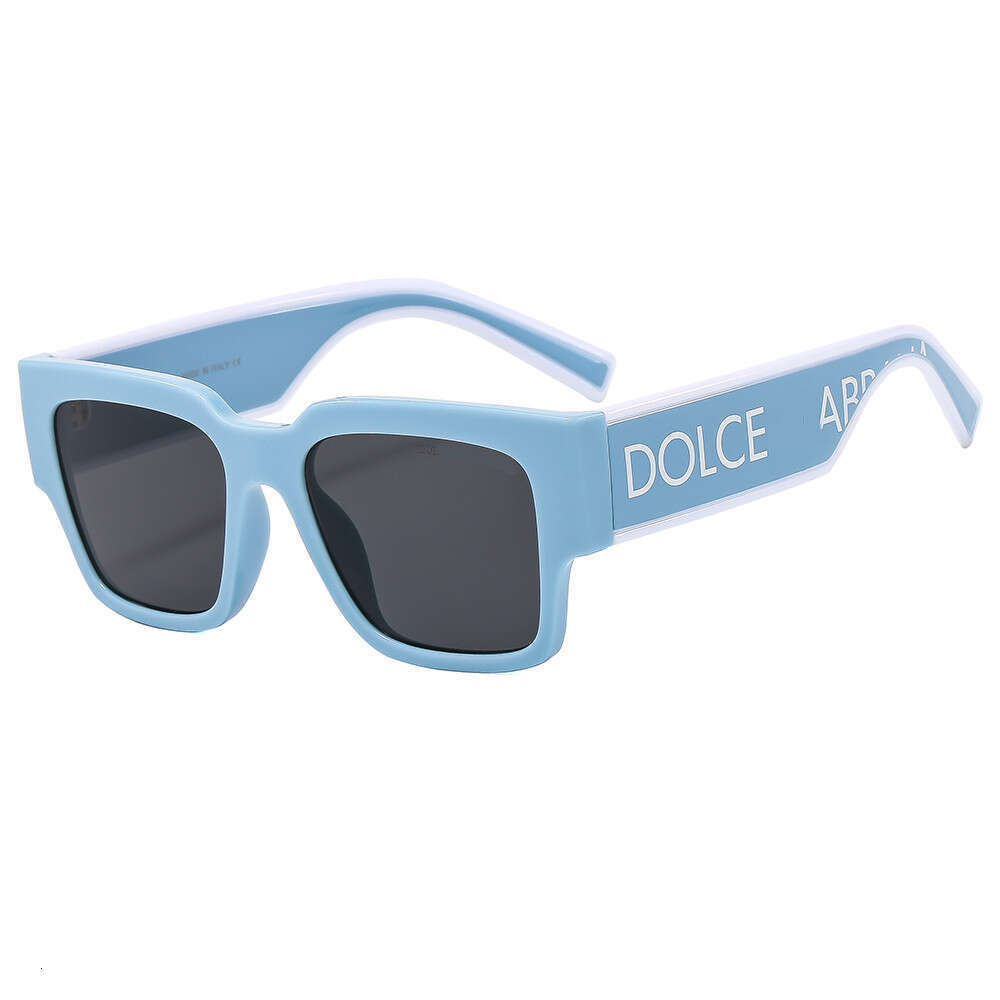 Designer Fashion Thick Leg Sunglasses for Men and Women Trendy Glasses