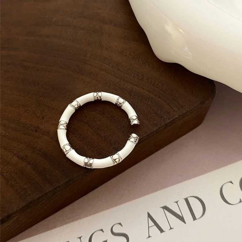 2025 New Geometric Circle Black White Dripping Dlazed Bamboo Ring Men Women Engagement Wedding Party Ring Female Male Jewelry H260328