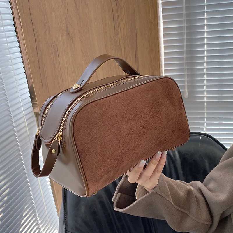 Solid Color High Beauty Wash Bag Female Organizer Make Up Cases Large Capacity Portable Travel Frosted Cosmetics Storage Bag D260328