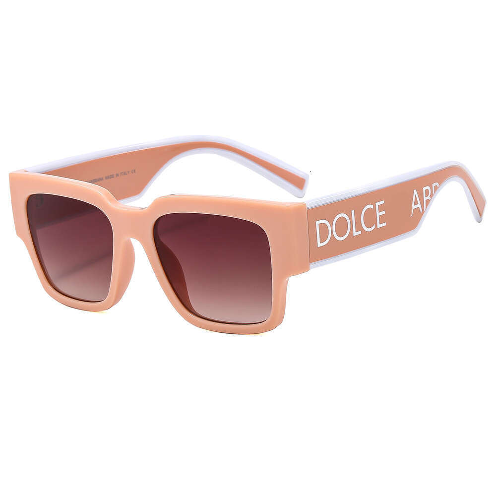 Designer Fashion Thick Leg Sunglasses for Men and Women Trendy Glasses