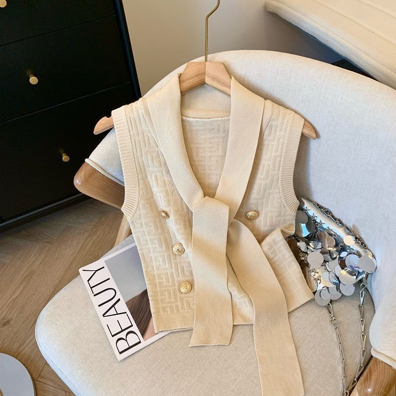 Luxury Brand Designer Clothes White V-Neck Halter Neck Sleeveless T-Shirt For Women, 2026 New Summer Korean Style, Unique And Beautiful Top