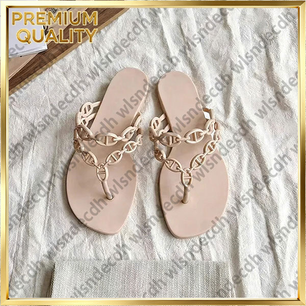 2026 Designer Luxury Brand Casual Summer H Brand Pig Nose Slippers Ins Chain One-Strap Slippers Chic Flat Beach Sandals Jelly Shoes Summer Beach Sandals Wd