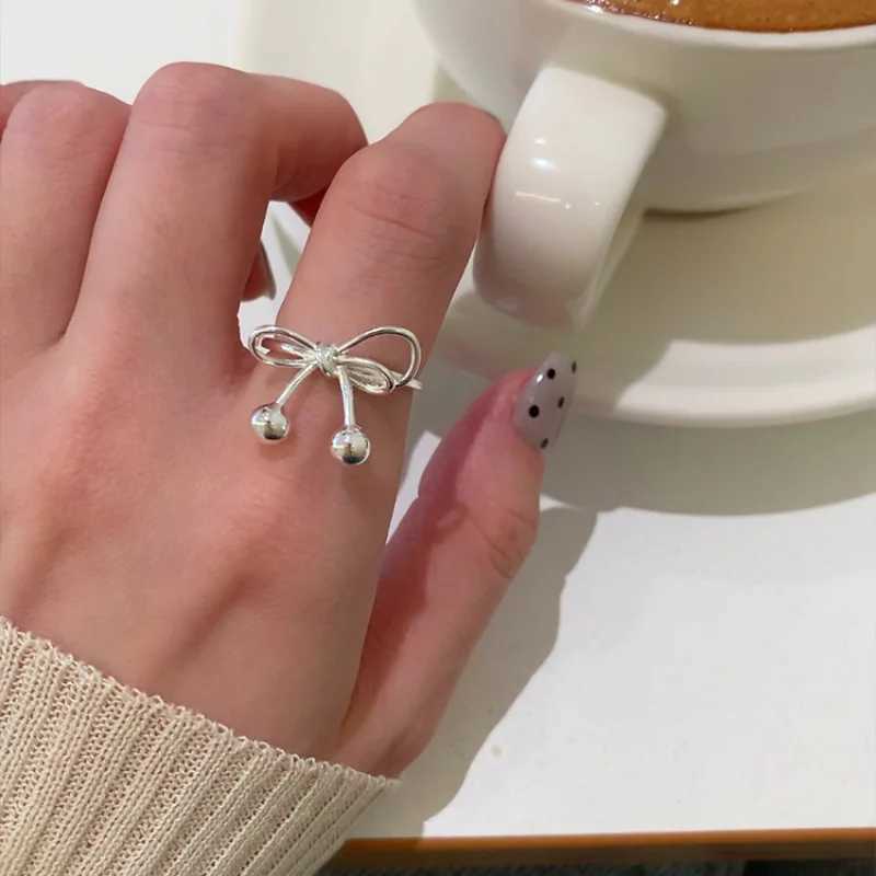 PANJBJ 925 Sterling Silver Bow Knot Ring Hollowing Out Korean Minimalism Tassels Fashion Jewelry Gift Dropshipping H260328