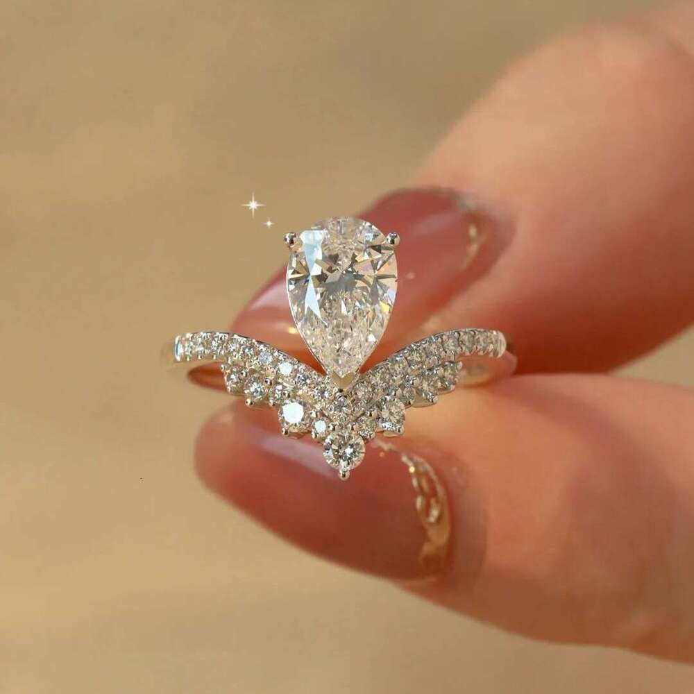 jewelry ring Pure Silver S925 Moissanite High-Quality Pear Shaped Diamond Ring Ring Luxurious Women's Versatile High-End Wedding Engagement Gift