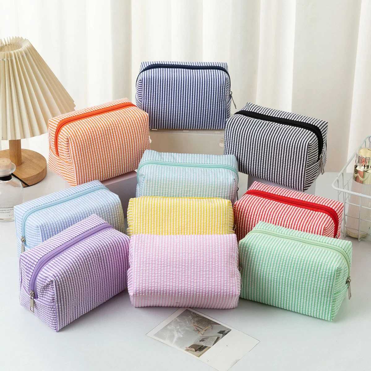 Striped Makeup Bags for Women Pink Purple Cosmetic Organizer Zipper Pouch Travel Storage Bag D260328