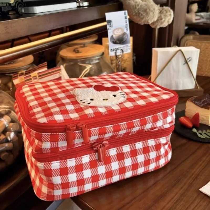 Hello Kitty Cosmetic bag Portable Makeup bag Cute Makeup organizer Large Capacity Womens Handbag Travel Necessaire Toiletry bag D260328