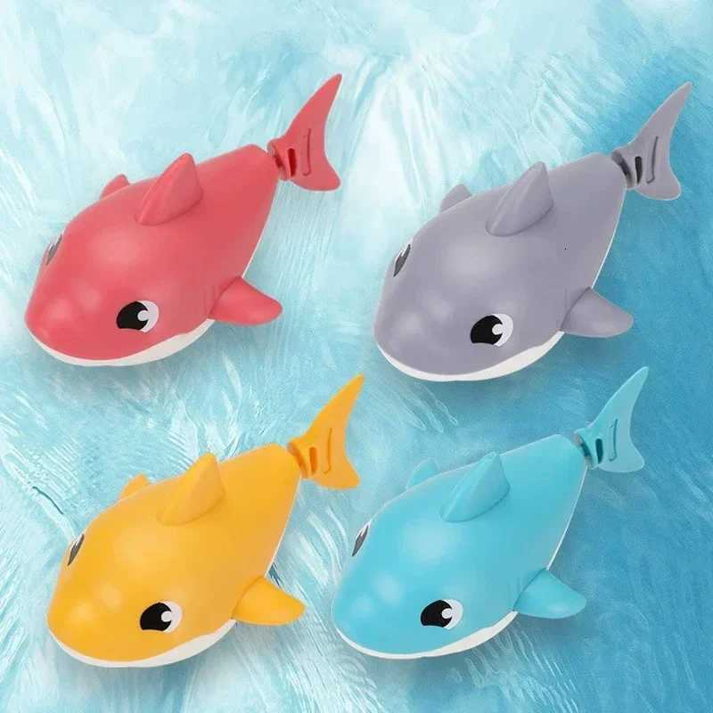 Baby Summer Cartoon Shark Water Play Toy with Wind Up Chain Outdoor Beach Swimming Clockwork Toys Baby Bathroom Toy for Children Z260328
